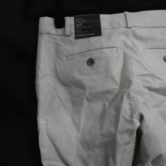 BANANA REPUBLIC - Ryan Fit | 2S short | Classic Beige Straight Leg Pants | NWT - Picture 11 of 15